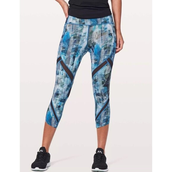 Lululemon On Pace Crop "21" Sun Dazed Multi Blue Mesh Inserts Side Pockets Sz 6 - Picture 1 of 13